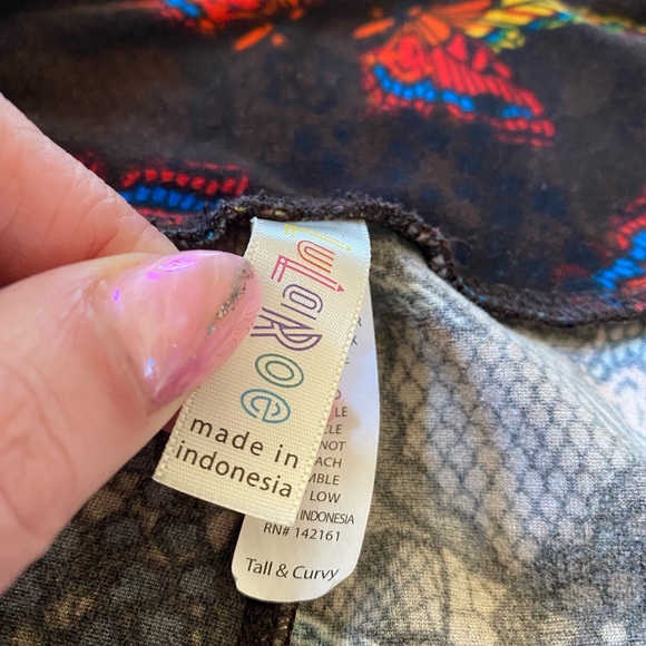 LuLaRoe Tall & Curvy Women’s Leggings Bundle - Picture 2 of 8